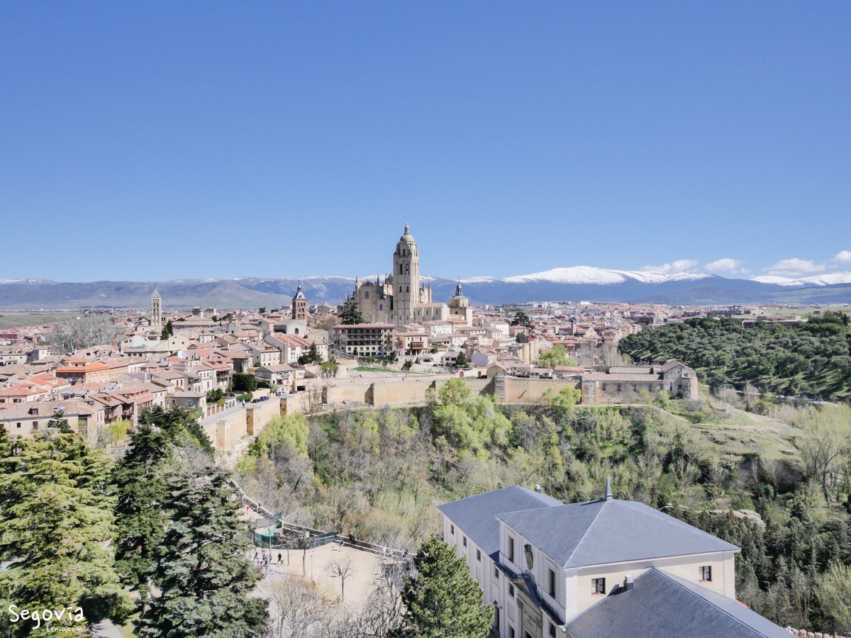 西班牙塞哥維亞景點：塞哥維亞城堡 Alcázar de Segovia，傳說中白雪公主城堡原型