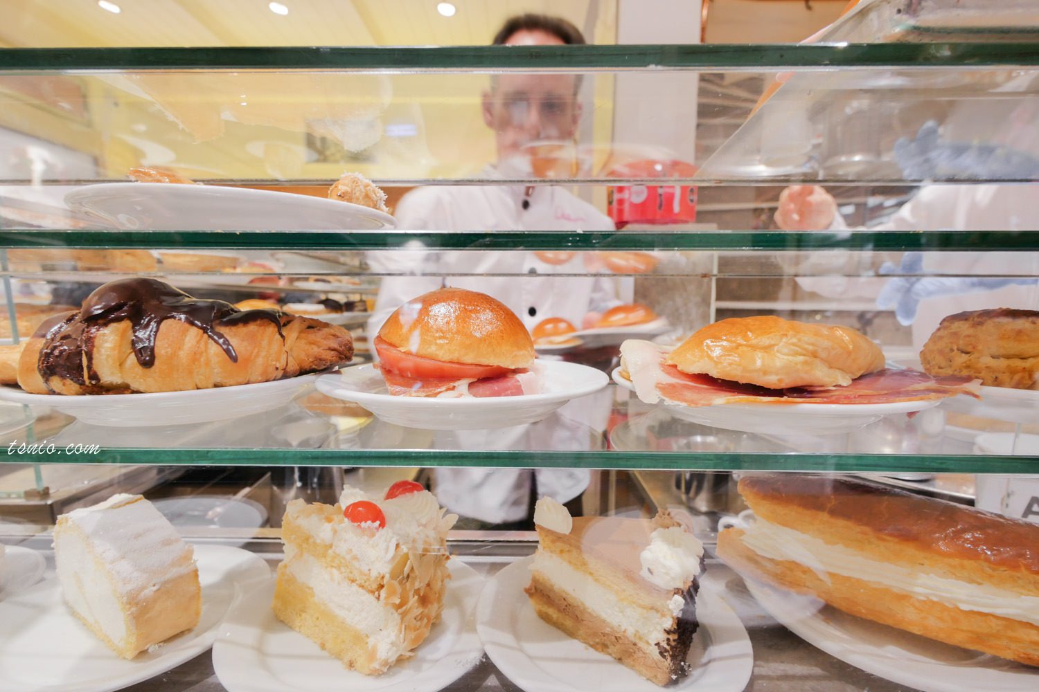 西班牙馬德里美食推薦 La Mallorquina 太陽門廣場百年糕餅店
