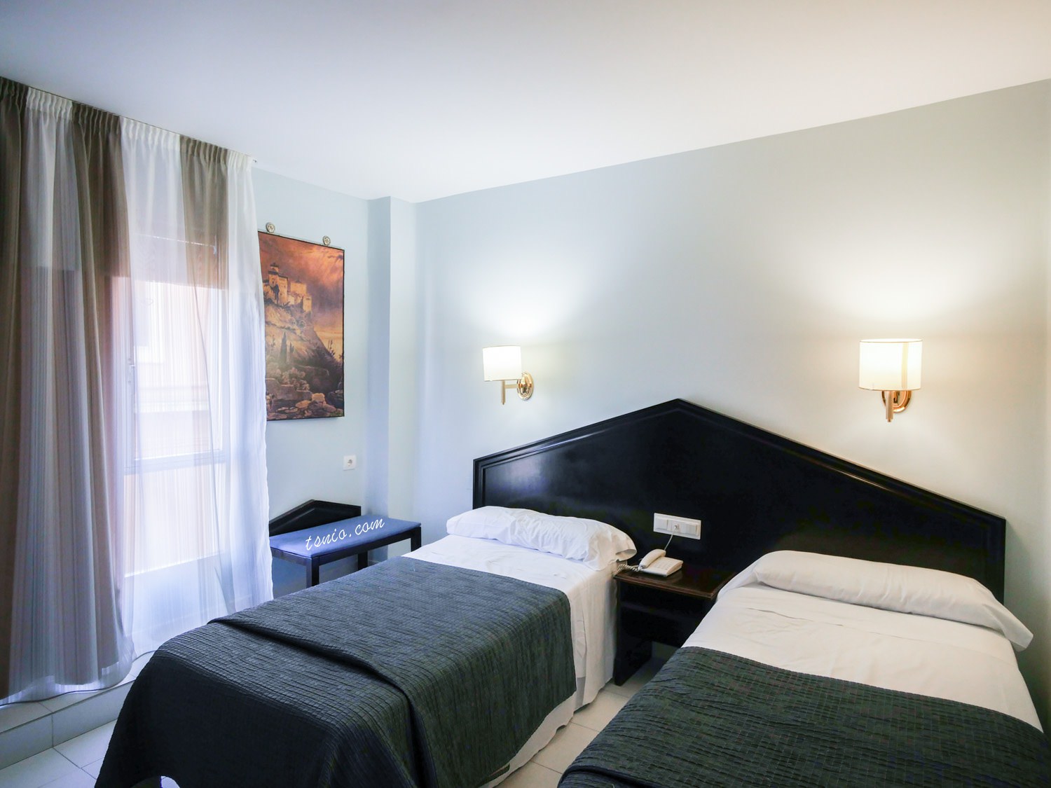 西班牙格拉納達住宿推薦 Hotel Navas 納瓦斯飯店 三星平價酒店