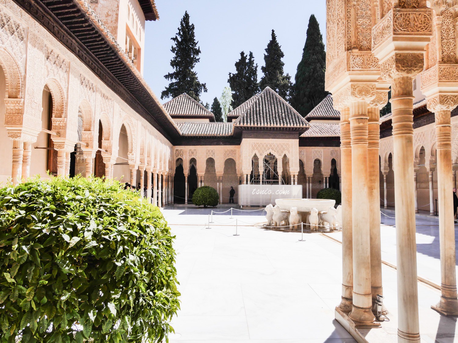 西班牙格拉納達景點：La Alhambra 阿爾罕布拉宮攻略，門票、交通、參觀路線
