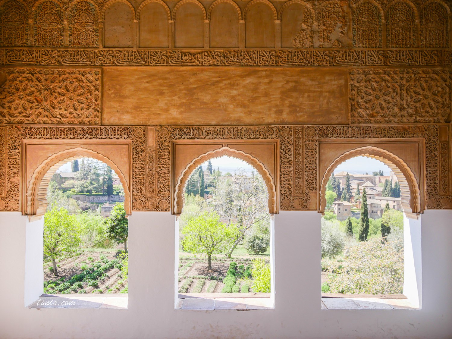 西班牙格拉納達景點：La Alhambra 阿爾罕布拉宮攻略，門票、交通、參觀路線