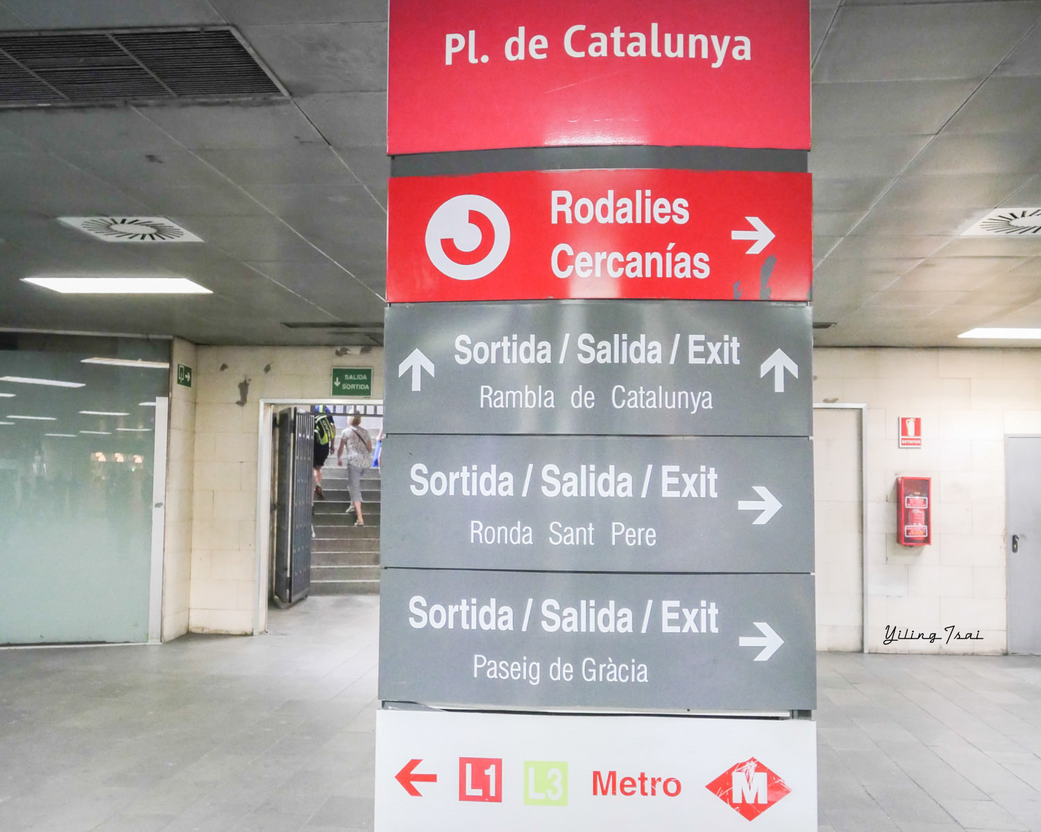 西班牙巴塞隆納市區交通方式介紹 地鐵、公車、觀光巴士
