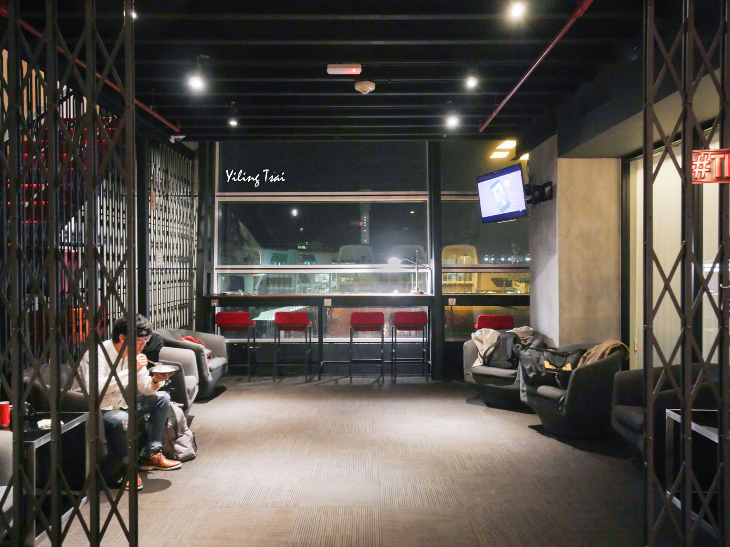 AirAsia 台北到雪梨飛行紀錄 亞航尊榮紅色貴賓室 Red Lounge