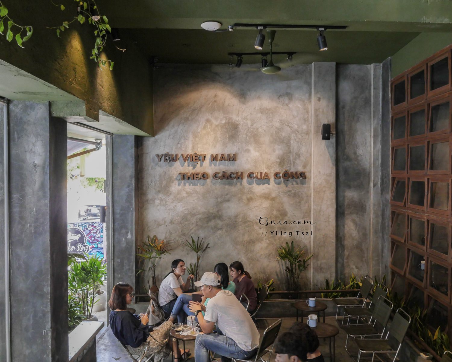 越南峴港咖啡廳 Cong Caphe 越共咖啡 越南特色咖啡廳品牌