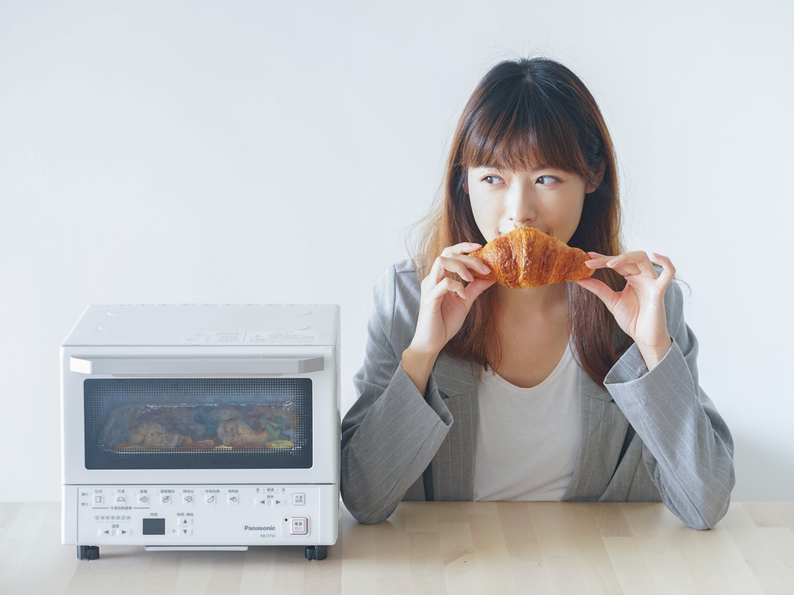 Panasonic 日本超人氣智能烤箱 NB-DT52 輕鬆享受剛出爐的美味
