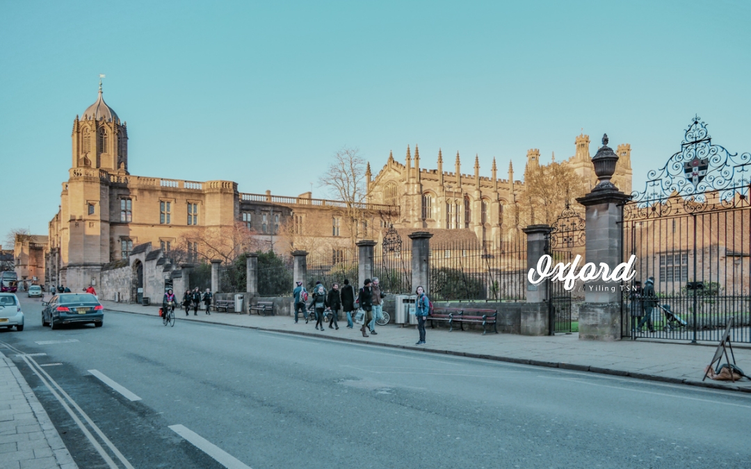 英國牛津景點：牛津大學基督學院 Christ Church，哈利波特電影場景與霍格華滋大廳靈感來源