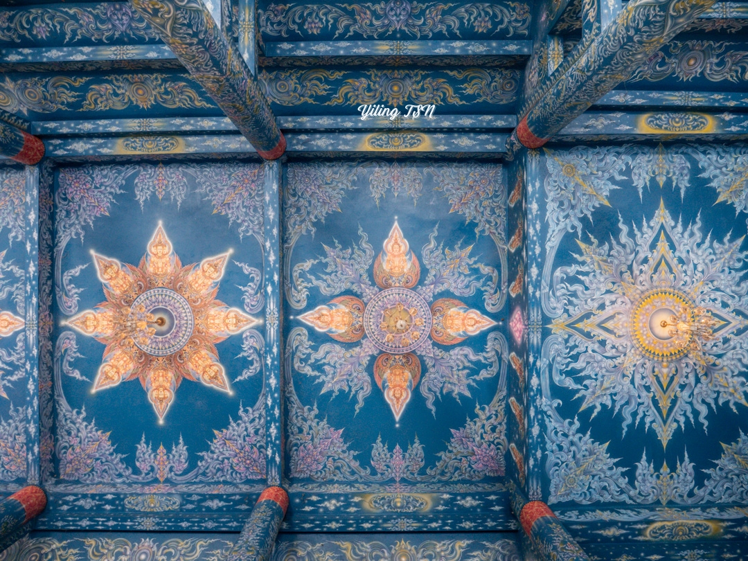 泰國清萊景點｜舞虎寺清萊藍廟：迷幻絢爛卻莊靜祥和，讓人讚嘆的佛教藝術