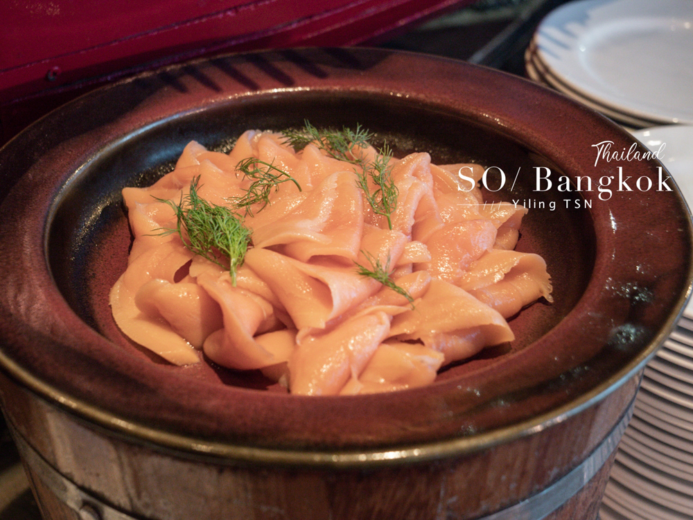 曼谷自助餐推薦｜Red Oven：五星飯店SO/ Bangkok全天自助餐點，現代風格創意料理海鮮吃到飽