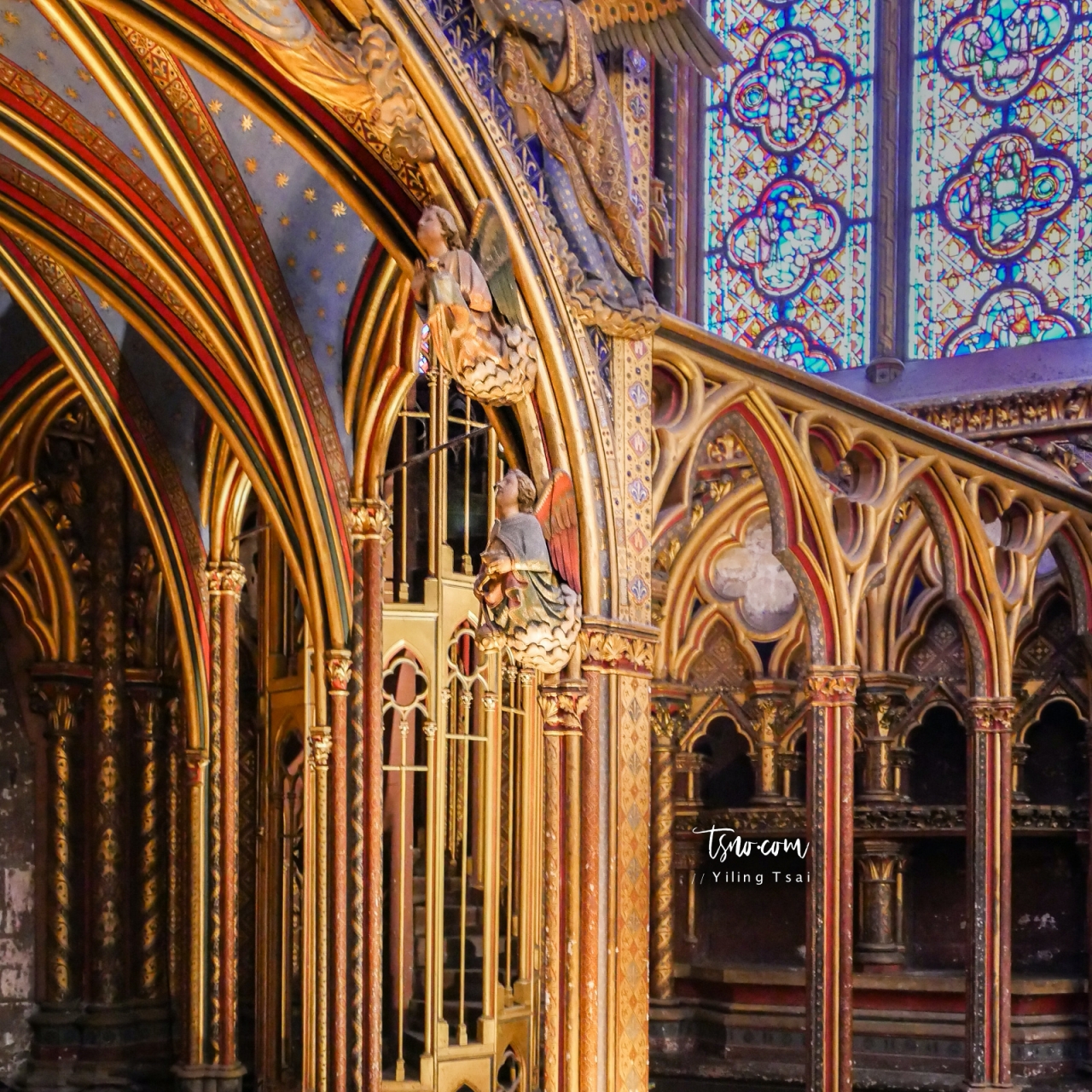 法國巴黎景點｜聖徒禮拜堂 Sainte Chapelle：瑰麗璀璨哥德式彩繪玻璃