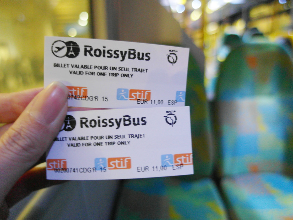 [法國 巴黎] 戴高樂機場往返市區交通方式 Roissy Bus 搭乘經驗分享