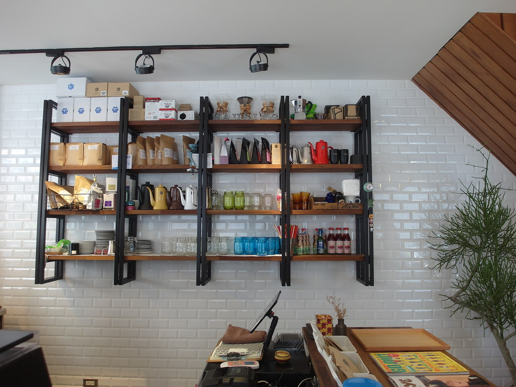 [台中 北區] HAUSINC CAFE 復古工業風咖啡廳
