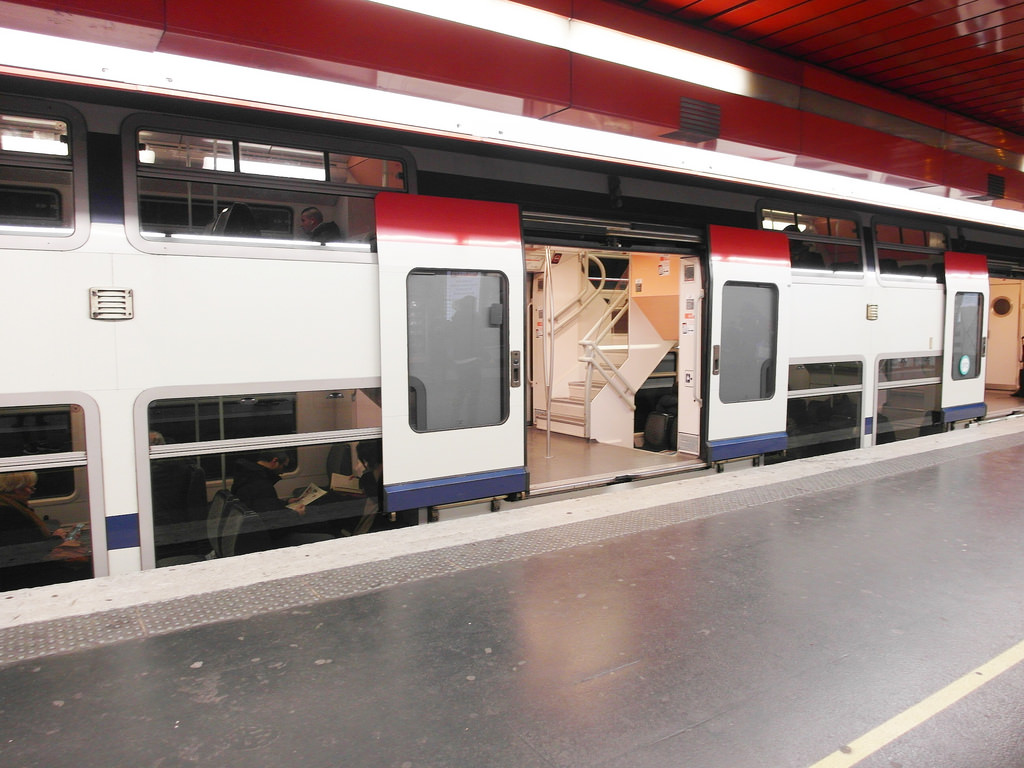 [法國 巴黎] 巴黎市區交通方式介紹 Navigo週卡使用方式 地鐵、公車、RER、腳踏車velib