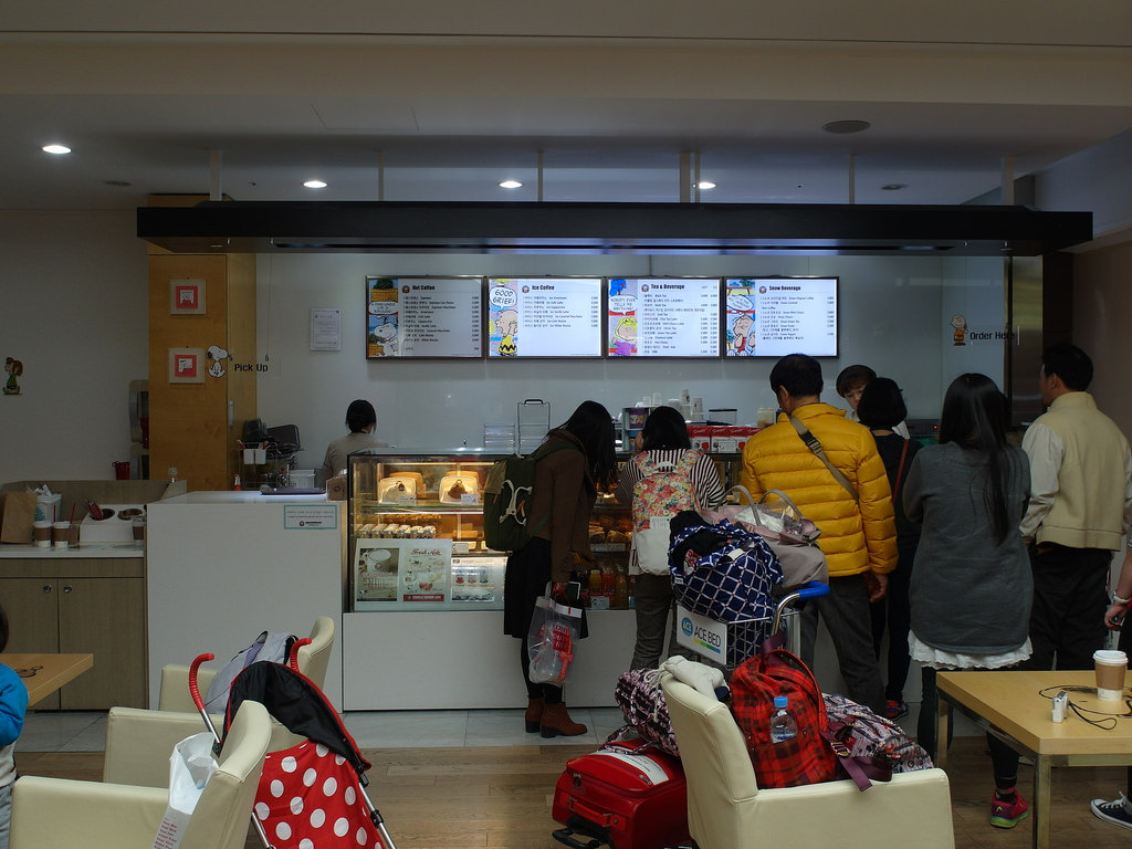 [韓國 仁川] 仁川機場查理布朗咖啡 Charlie Brown Cafe
